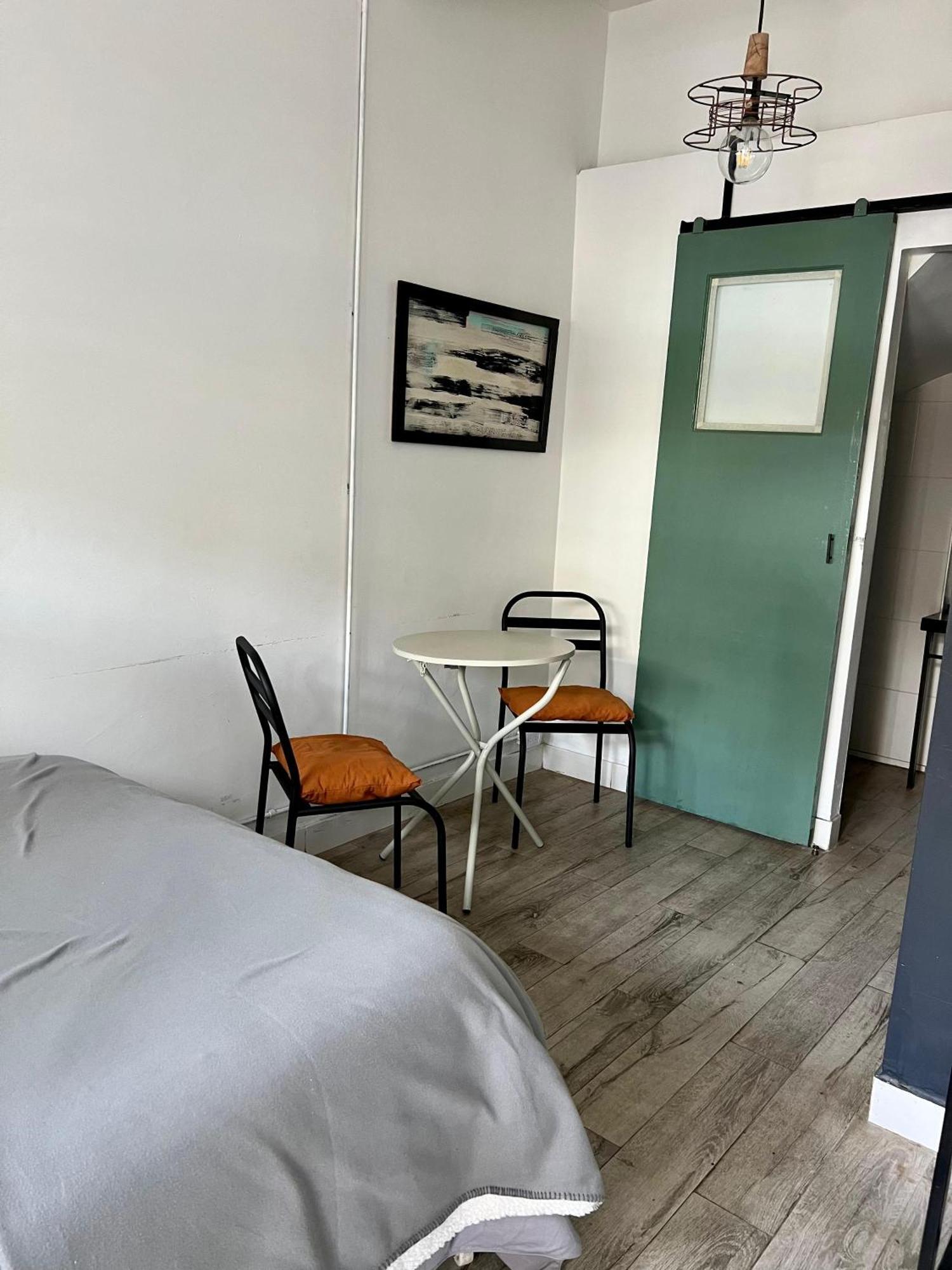 Апартаменти Monoambiente En Zona Residencial Мендоса Номер фото